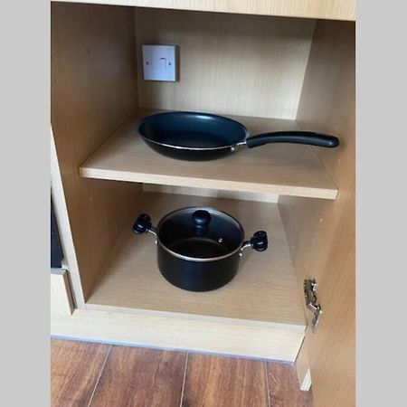 3 Bed Contemporary Crewe Apartment Luaran gambar