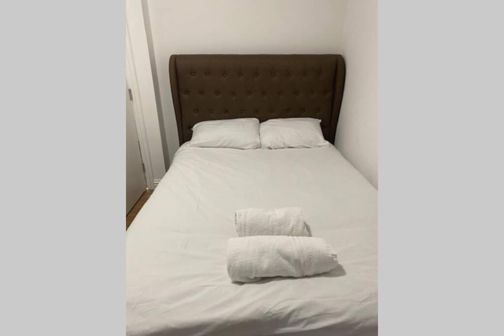 3 Bed Contemporary Crewe Apartment Luaran gambar